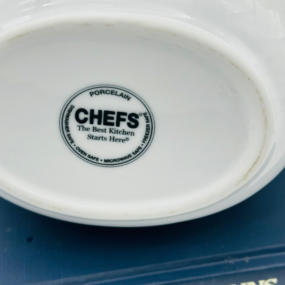 CHEFS‎ White Porcelain Teapot Minimalist Microwave and Dishwasher Safe - Picture 6 of 6